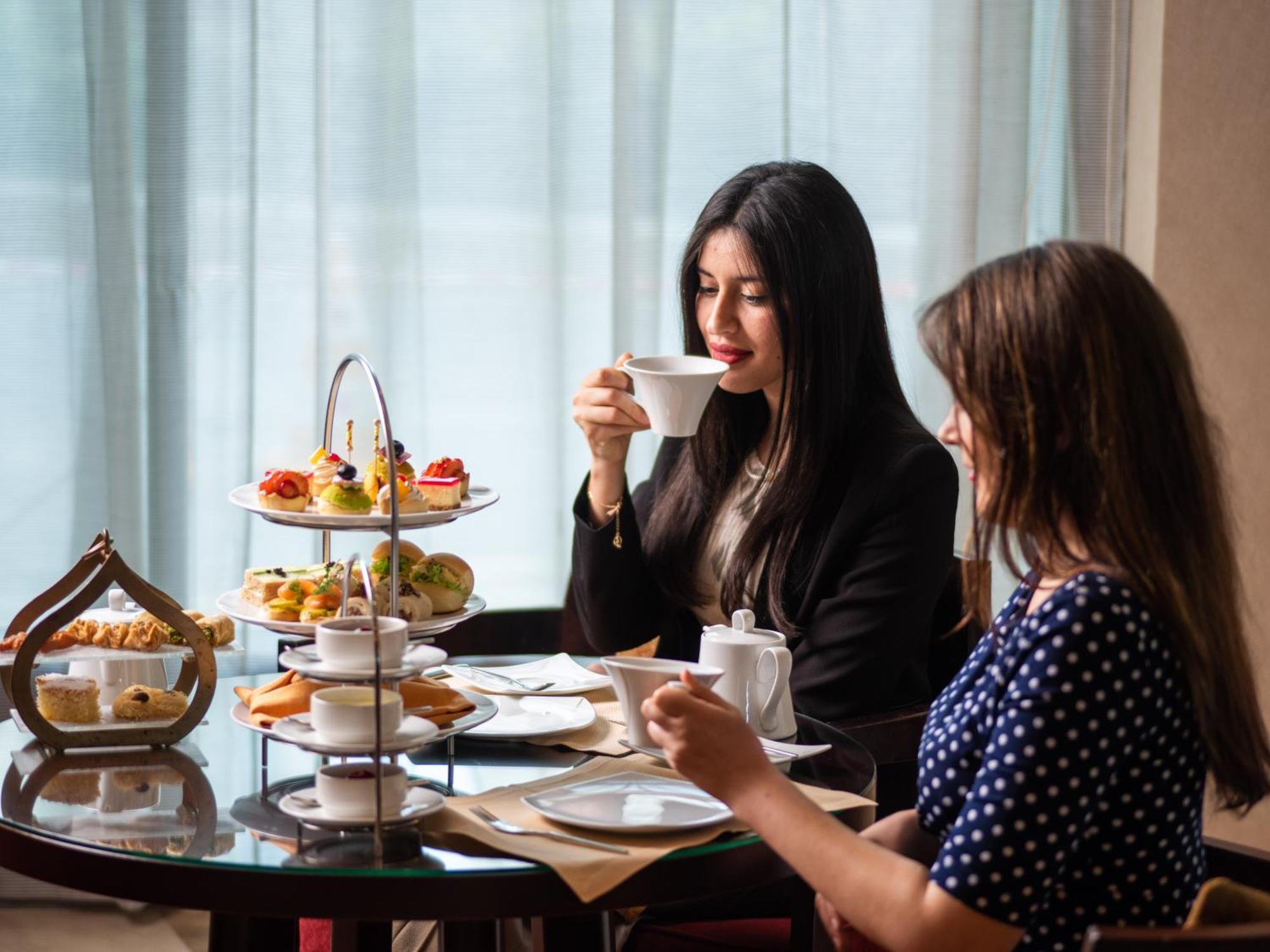 City Centre Rotana Dauhá Exteriér fotografie Afternoon tea